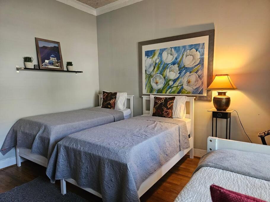 Sleeps16, Spacious Home, Close To Downtown, Beltline, And Walk To Restaurants, 75" Tv, 2 Person Jacuzzi, Ping Pong Atlanta Zewnętrze zdjęcie