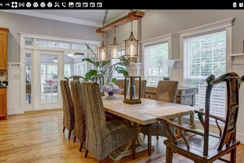 Sleeps16, Spacious Home, Close To Downtown, Beltline, And Walk To Restaurants, 75" Tv, 2 Person Jacuzzi, Ping Pong Atlanta Zewnętrze zdjęcie